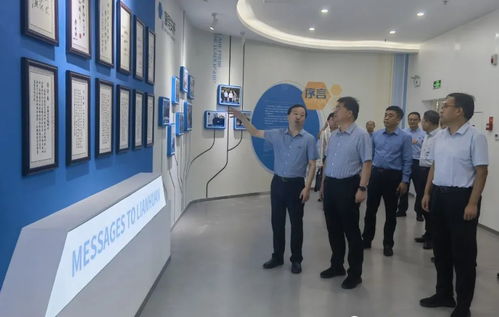 辉县市委书记李继游率队赴扬州考察联环药业互联网销售模式